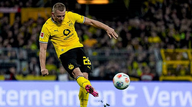 Ryuerson Sancho va Mxitaryanning tarixiy rekordlariga yaqinlashdi