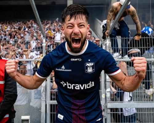 Danish futbolida 40 yil kutgan AGF chempionlikni qo'lga kiritdi