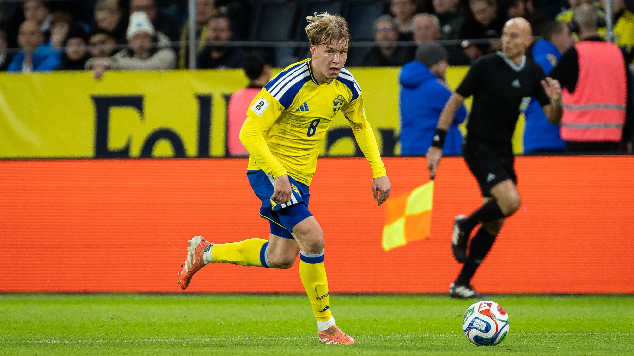 Bundesliga. Daniel Svensson 'Borussiya Dortmund' yulduzi sifatida tanildi