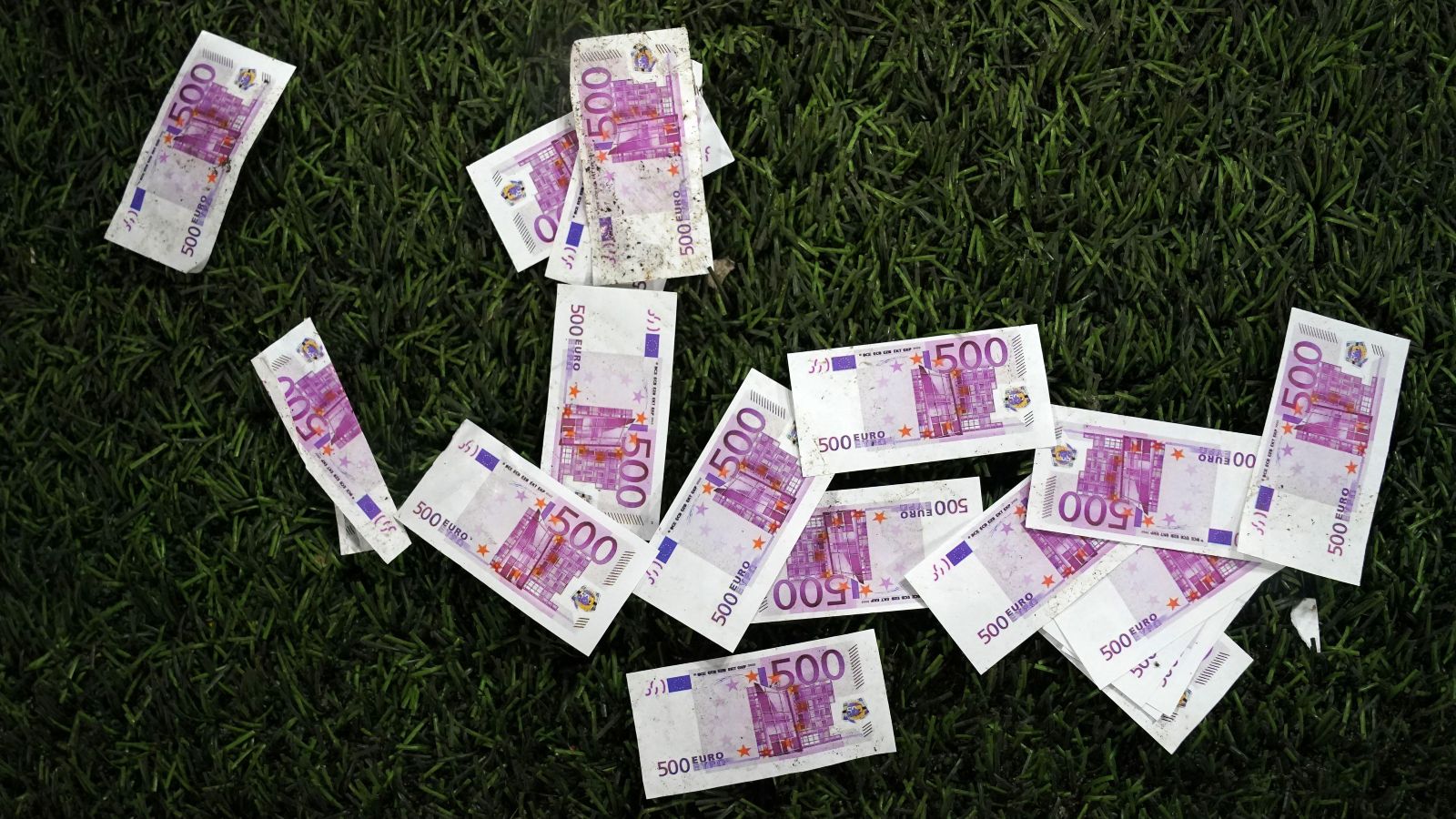 Chempionlar Ligasi mukofot pullari "Arsenal", "Chelsi" va "Liverpul" uchun hisoblandi