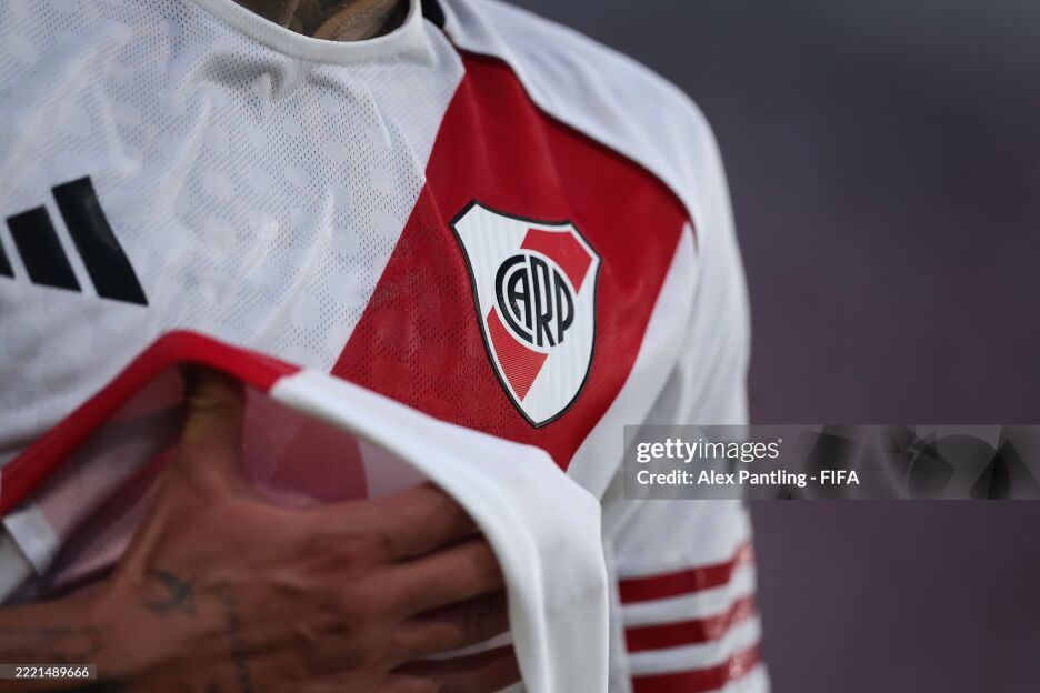 "River Pleyt" "Real" va "Manchester Siti" futbolchilarini ijaraga olmoqchi