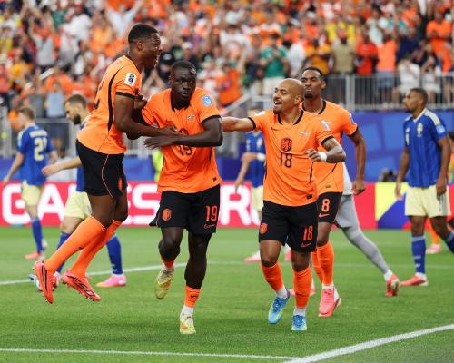 Brobbey va Gakpo ikkitadan gol urdi, Niderlandiya Shvetsiyani mag'lub etdi