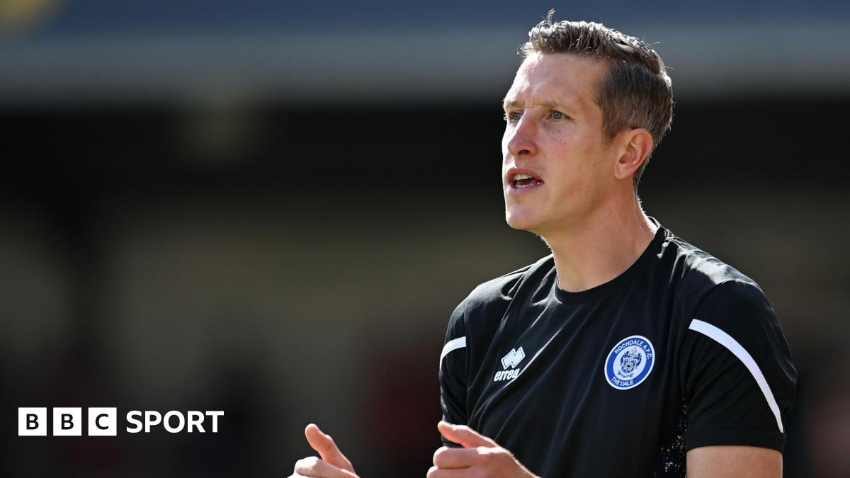 Stockport County Jim McNulty'ni yangi bosh murabbiy sifatida tayinladi