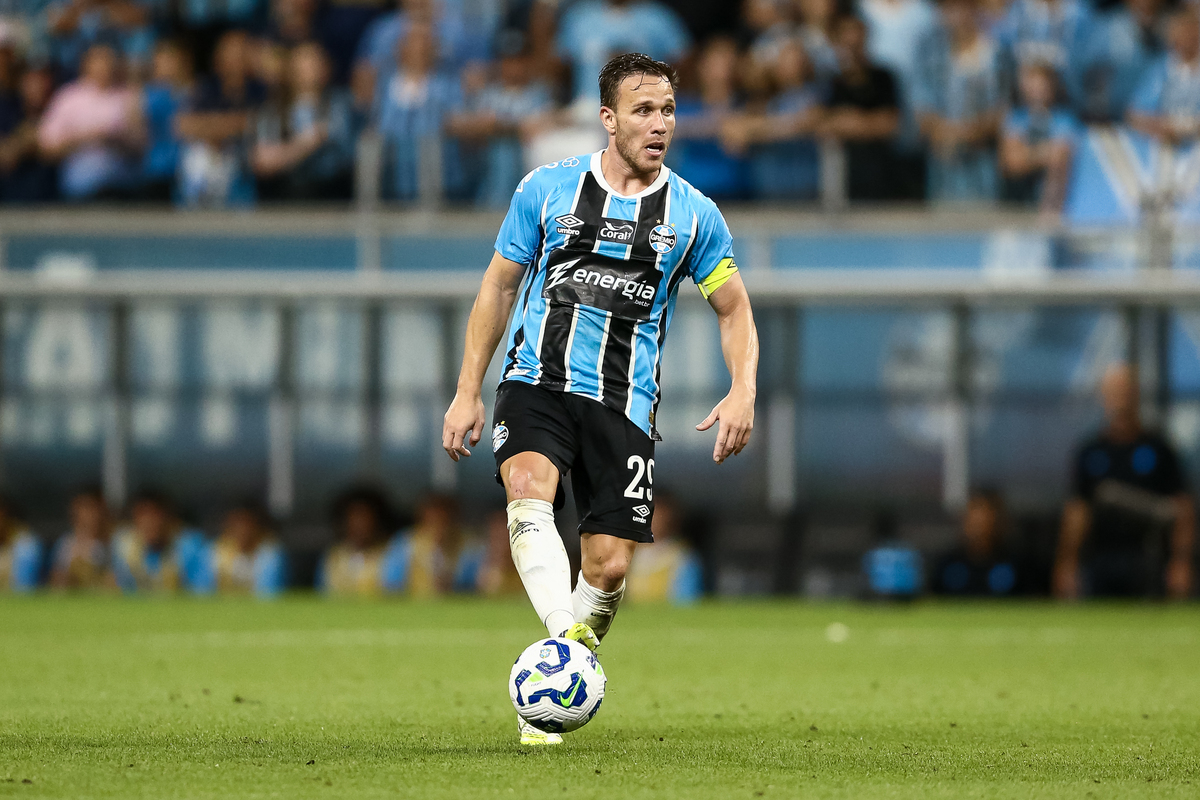 Arthur 'Gremio'ga o'tishi yaqinlashmoqda