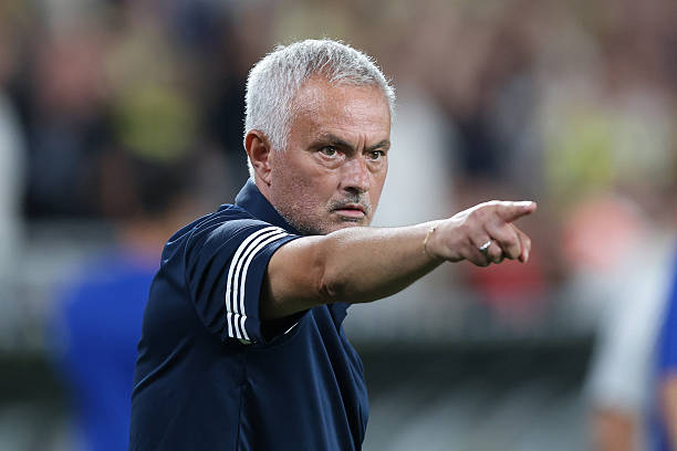 Mourinyo dunyoning eng yaxshi futbol klubi nomini aytdi