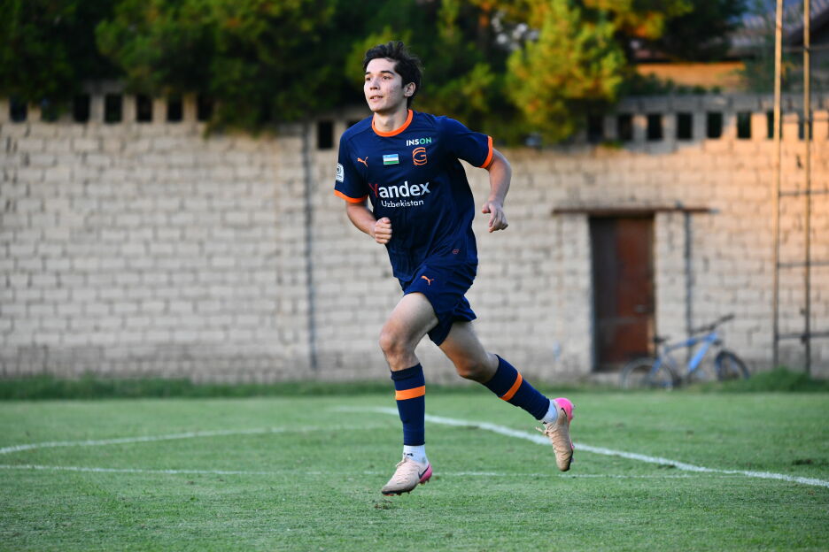 "Gʻazalkent" nazorat oʻyinida "Guliston"ni yirik hisobda magʻlub etdi - oʻyinda 11 ta gol urildi