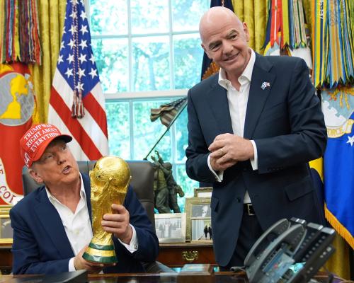 AQSh terma jamoasi Folarin Balogunning jazosini bekor qilish uchun Donald Trumpning aralashuvi