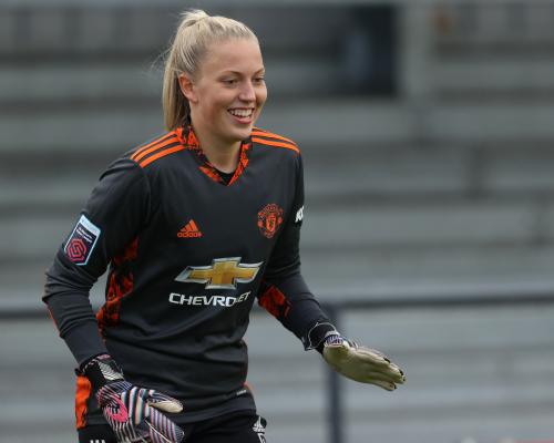 Aston Villa Emily Ramsey'ni transfer qildi, Bethany Angliya Kristal Palas'ga o'tdi