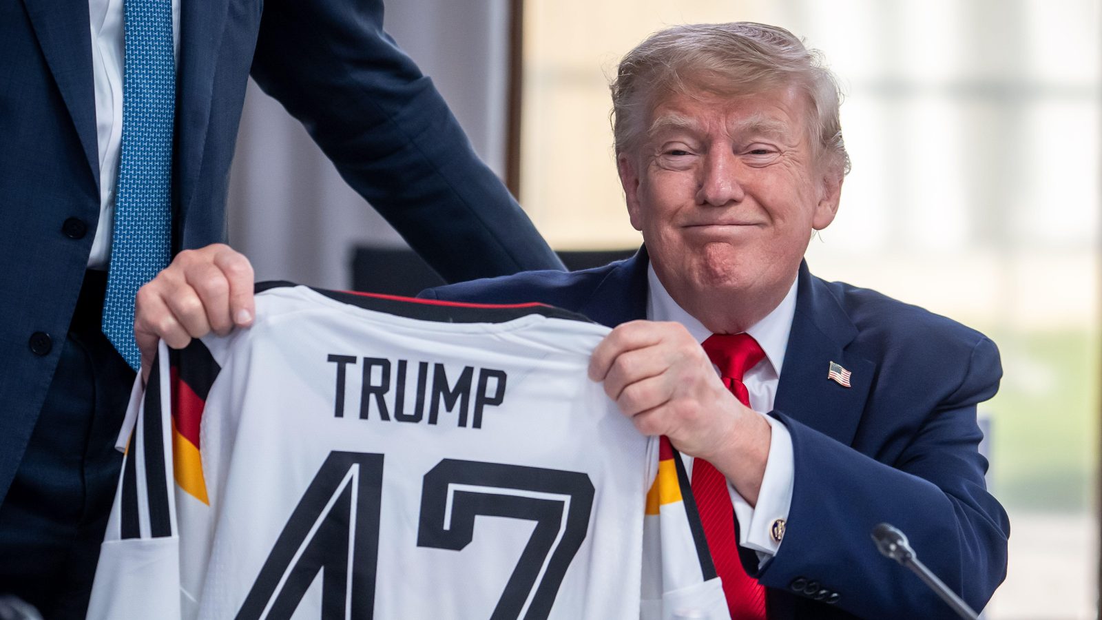Футбол жаҳонида Трампнинг таъсири сезилмаяпти