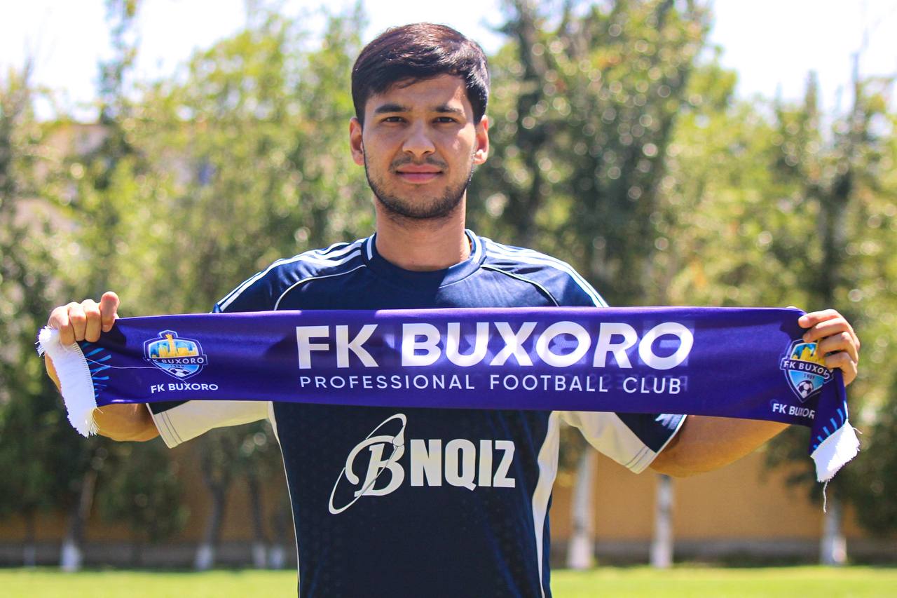 Islombek Baratov – “Buxoro” jamoasi futbolchisi