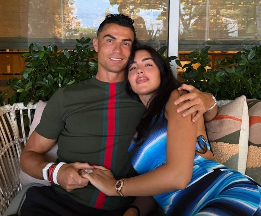 Ronaldu va Jorjina yopiq marosimda turmush qurishdi