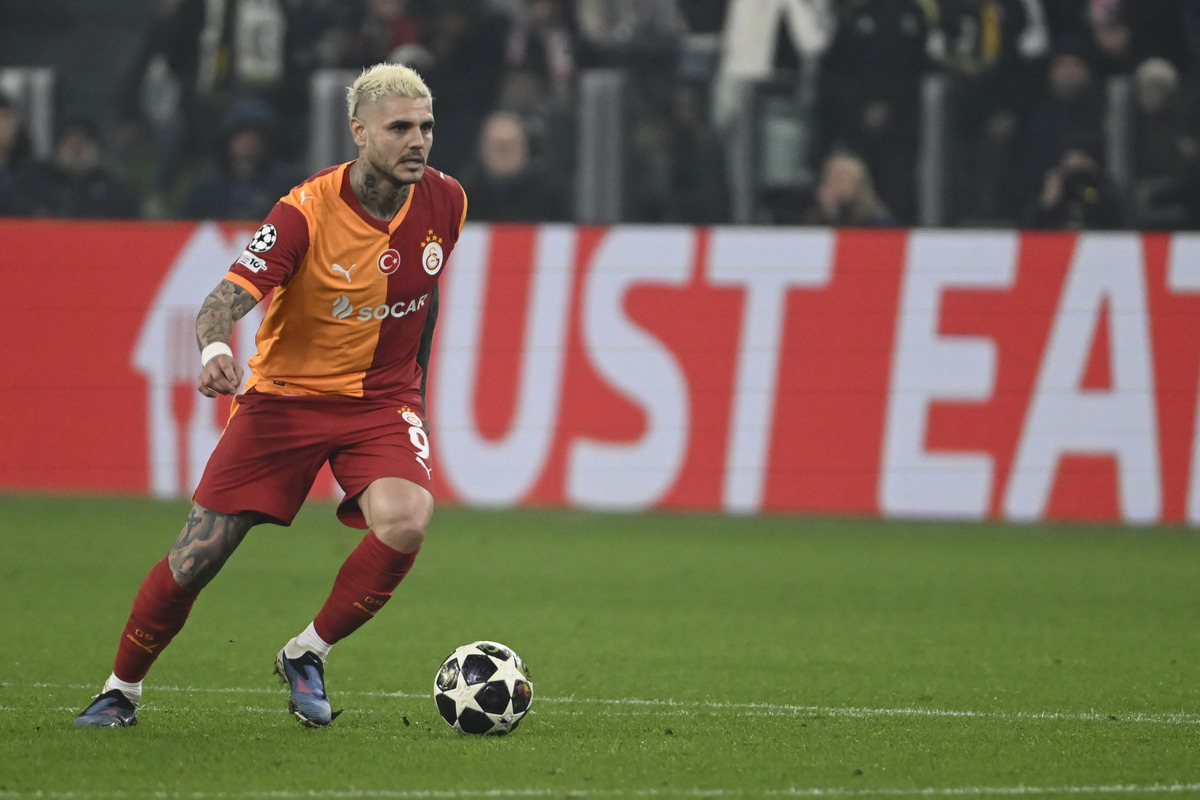 Latsio 33 yoshli Icardini erkin agent sifatida qo'lga kiritmoqchi