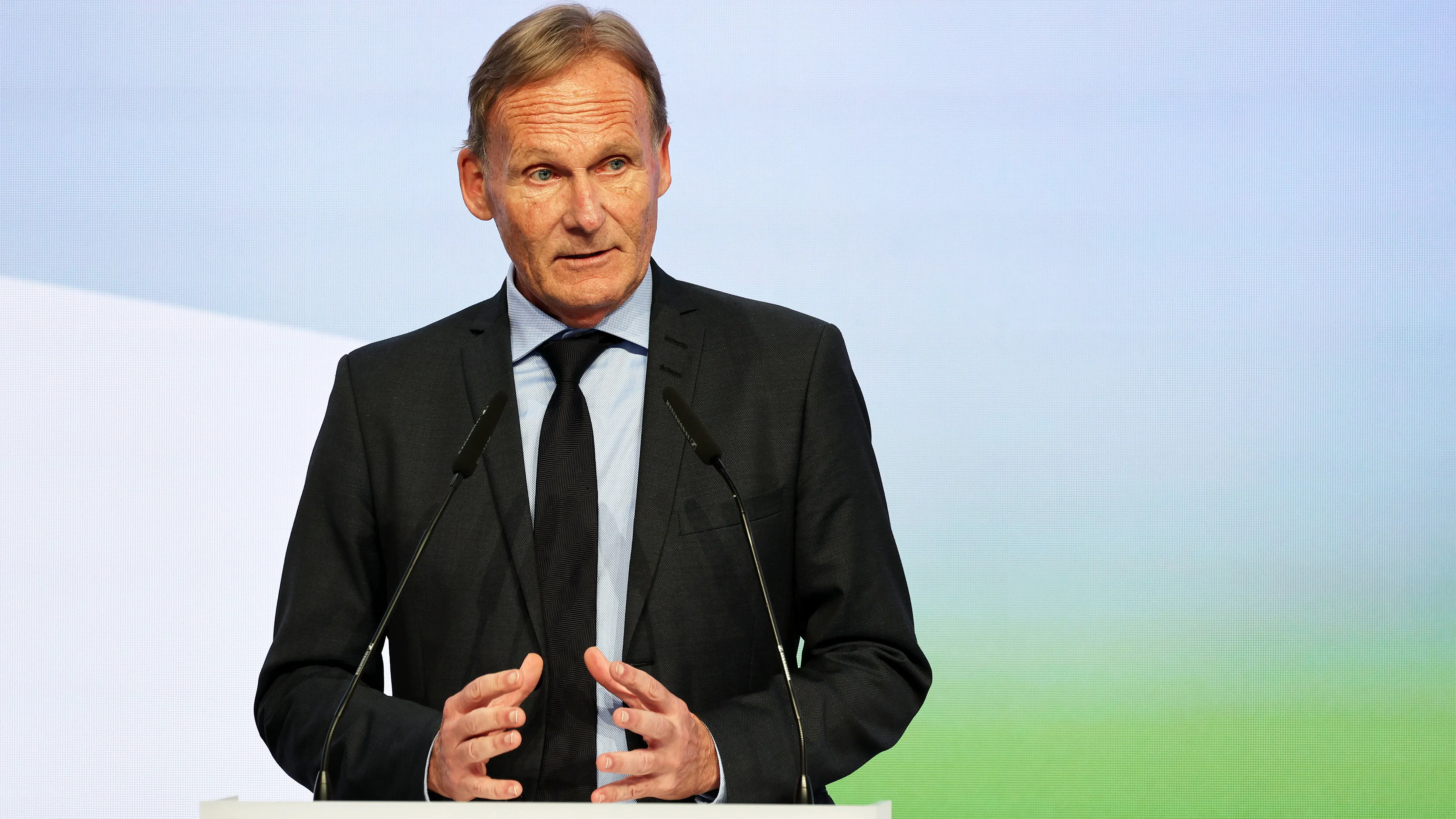 Bundesliga. Federal Antimonopoliya Boshqarmasi 50+1 qoidasi haqida izoh berdi