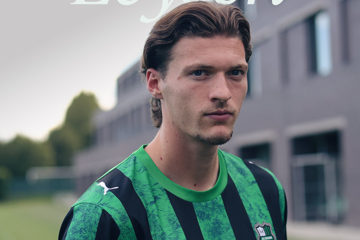 Seriya A. "Sassuolo" Leysenni 8 million evroga sotib oldi