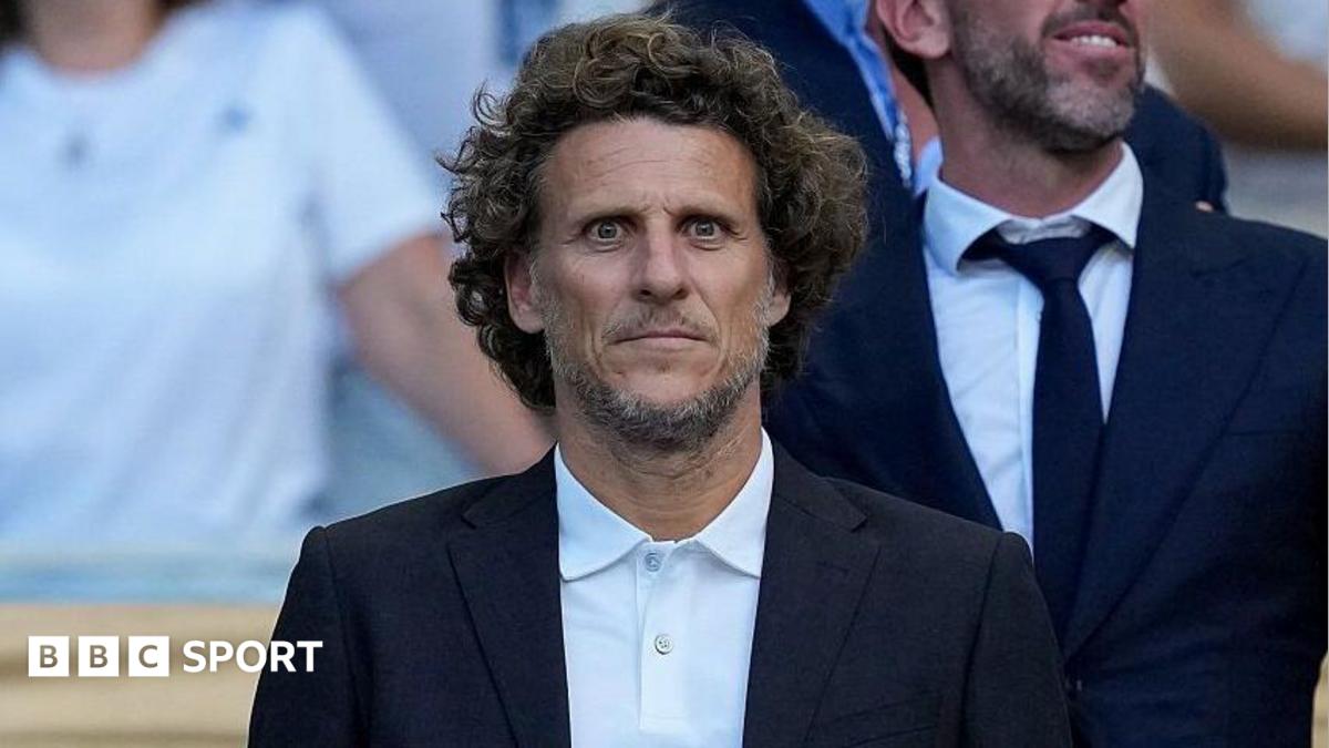 Diego Forlan Urugvay terma jamoasi bosh murabbiyi bo'lib tayinlandi