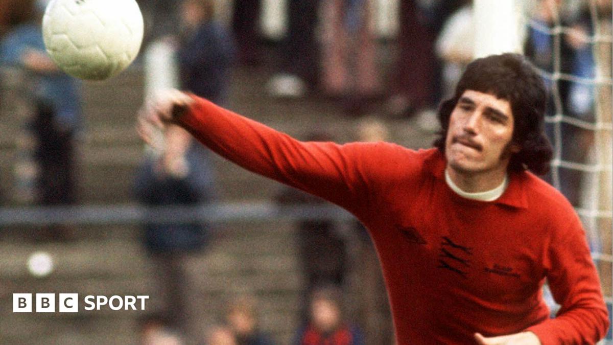 Phil Parkes: "Vulverxempton" afsonasi 79 yoshida vafot etdi