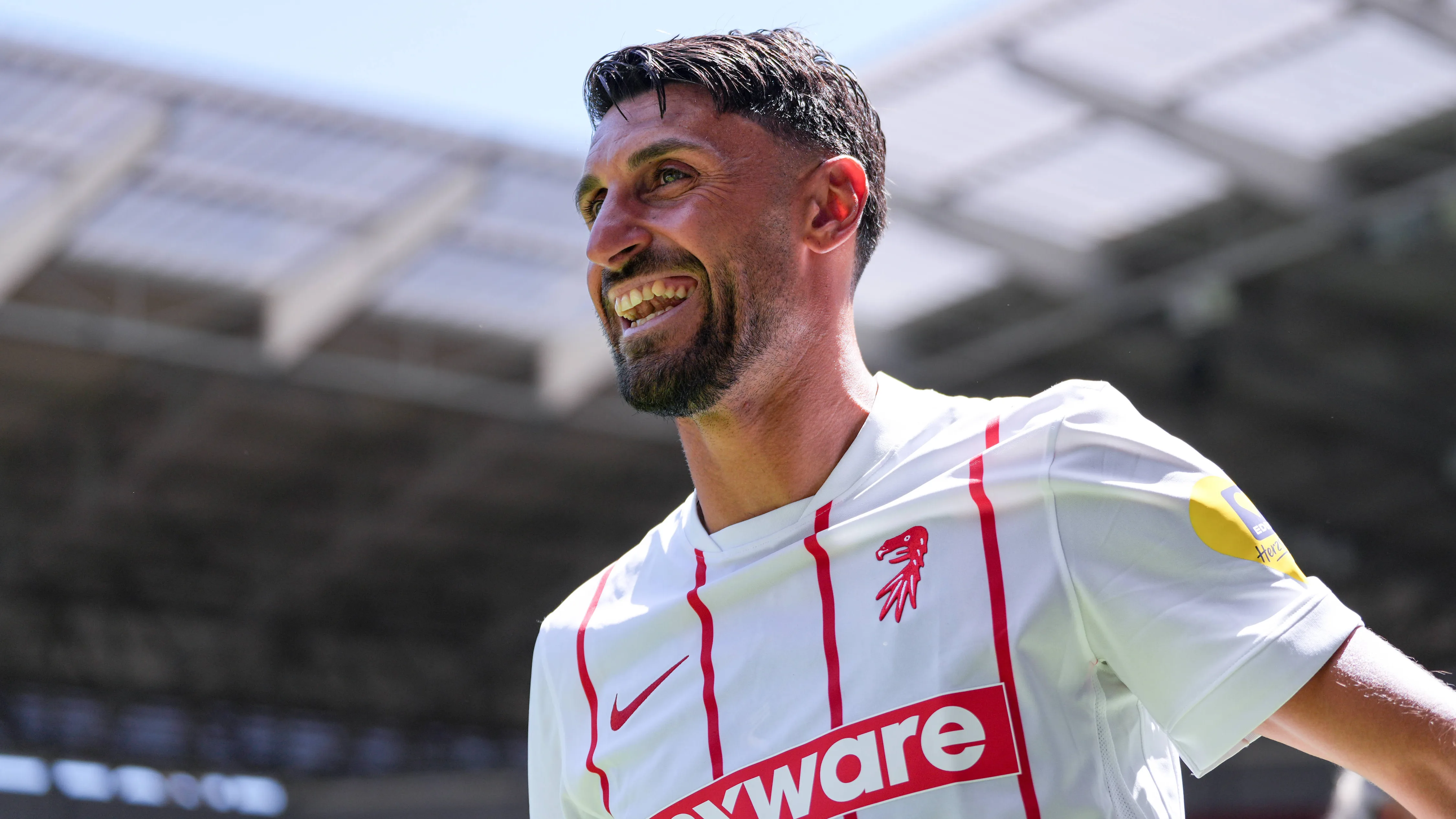 Bundesliga. "Freyburg" Vincenzo Grifoni bilan shartnomani uzaytirdi