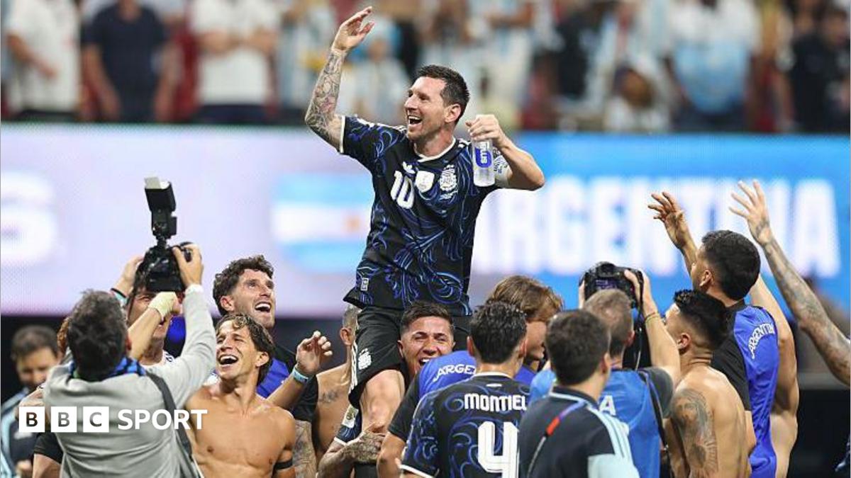 Jahon chempionati: Argentina Angliyani mag'lub etib, Milliy futbol jamoalari kunini nishonladi