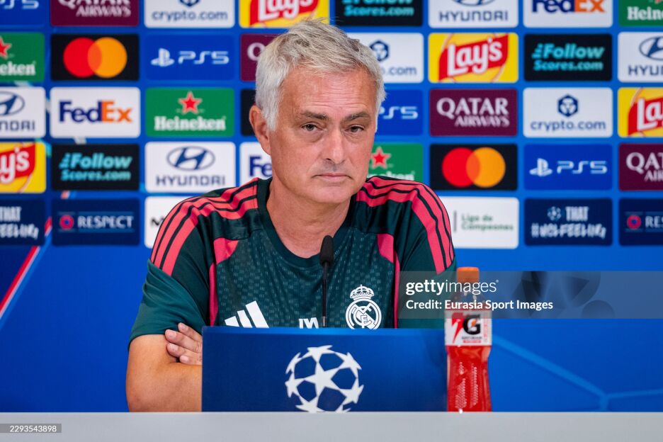 Mourinyu "Real" oldida EChL sovrini qarzdorman deb hisoblamaydi