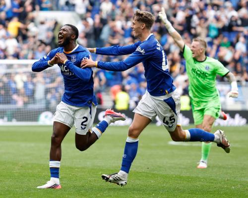 Maitland-Niles' ajoyib goli 'Everton'ga MYU bilan durang o'ynashga yordam berdi