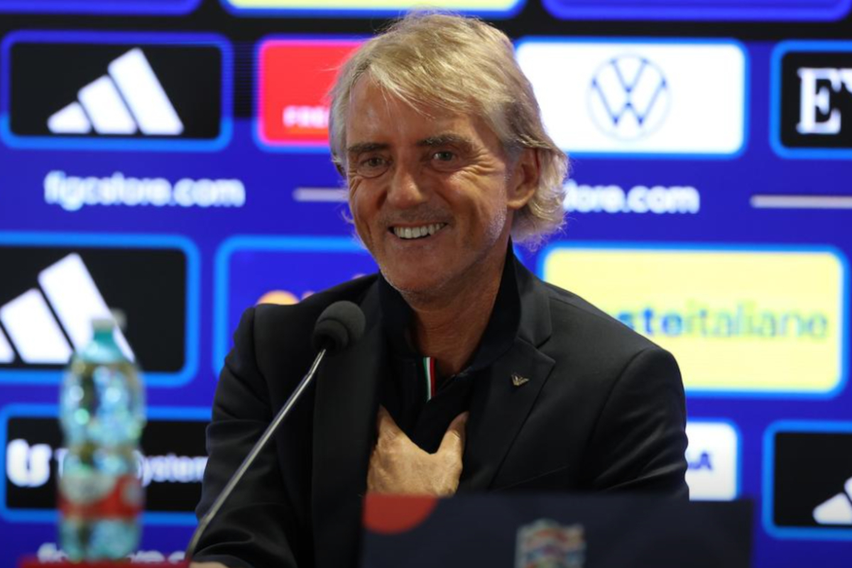 Roberto Mancini: 'Ikkita shubhamiz bor, uchta o'yinchi o'ng yoki chapda o'ynay oladi'