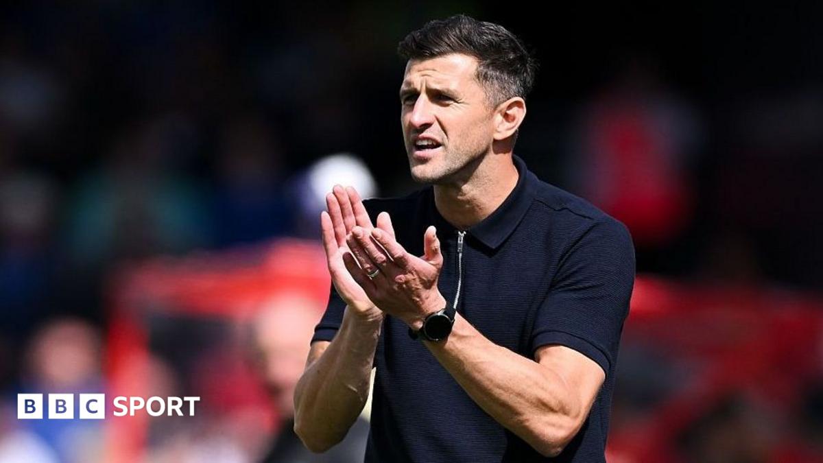 John Mousinho: Portsmouth murabbiyi Krystian Bielik voqeasi haqida g'azabda