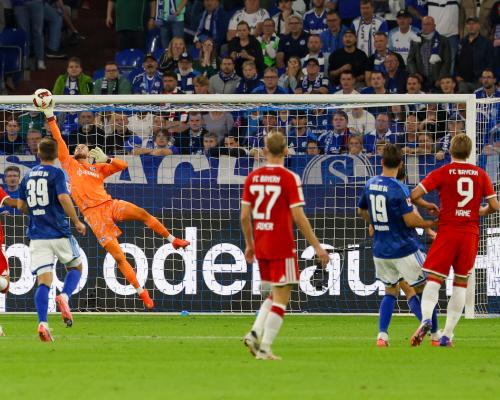 Bundesliga. 'Bavariya' mag'lubiyatdan qutulib, 'Shalke' bilan durang o'ynadi