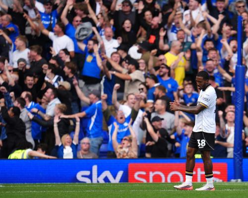 Championship. Birmingham va Wulvz o'rtasidagi derbi durang bilan yakunlandi